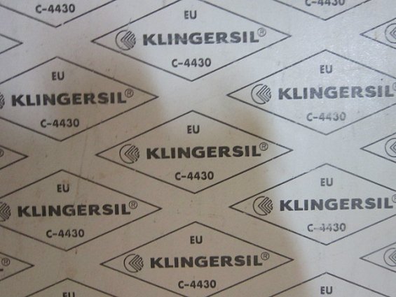 Уплотнительный материал KLINGERSIL КЛИНГЕРСИЛ c-4430 2мм 2х2000х1500мм паронит безасбестов