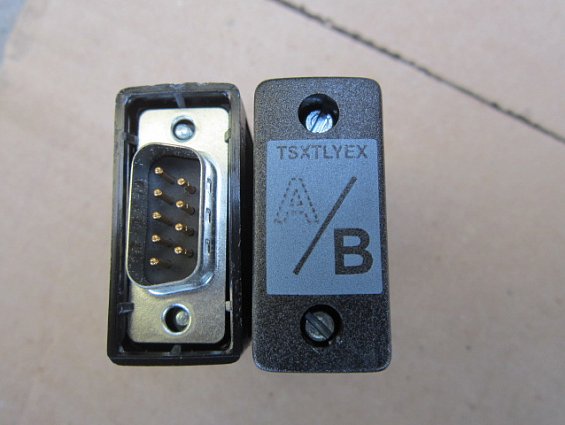 Два оконечника шины Х TSXTLYEX SHE TSX PREMIUM 2BUS Х TERMINATORS Schneider Electric Made in Portuga