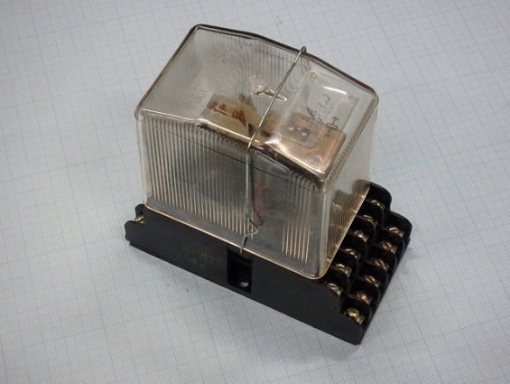Реле промежуточное РПУ-2МЗ 6220 УЗБ 110 50Hz IP40 1985г.