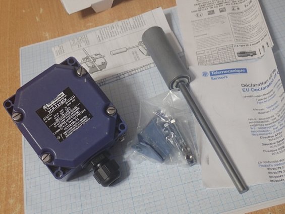 Концевой выключатель Telemecanique XCRT115EX 802795