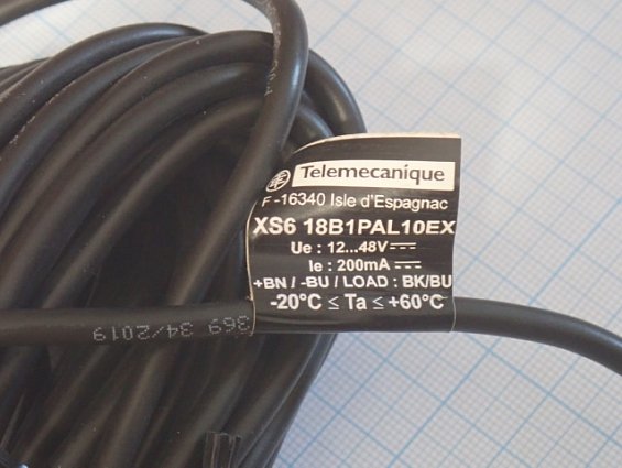 Индуктивный датчик Telemecanique XS618B1PAL10EX