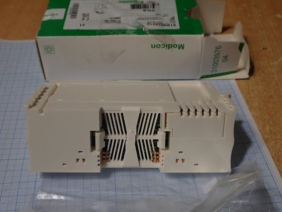 Коммуникационный модуль STBNCO2212 205515 Schneider Electric Made in France