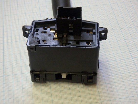 Переключатель FUSO MK320619 GP SWITCH 10069797 подрулевой правый света фар и указателей поворотов