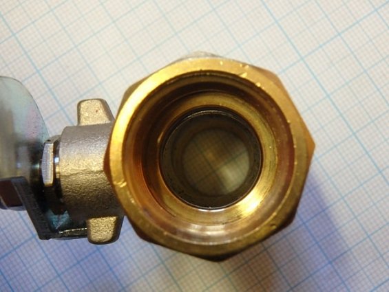 Кран шаровой латунный valtec VT.215.N.04 1/2" dn15 pn40 полнопроходной valtec base с флажковой рукоя