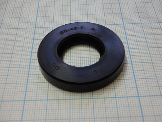 Манжета армированная 1-20х42-7 Швейцария