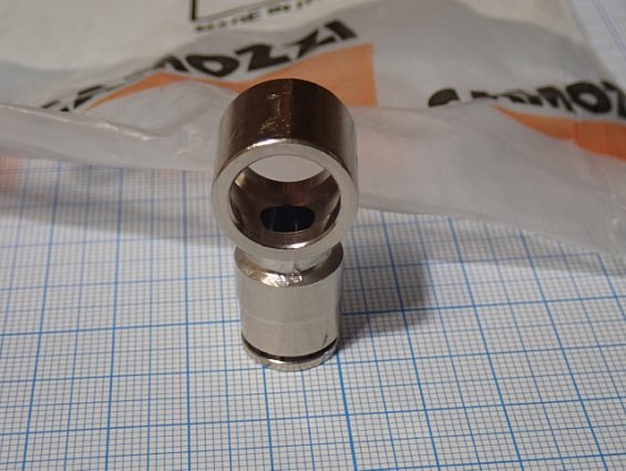 Серьга CAMOZZI 6610 8-1/4 MADE IN ITALY