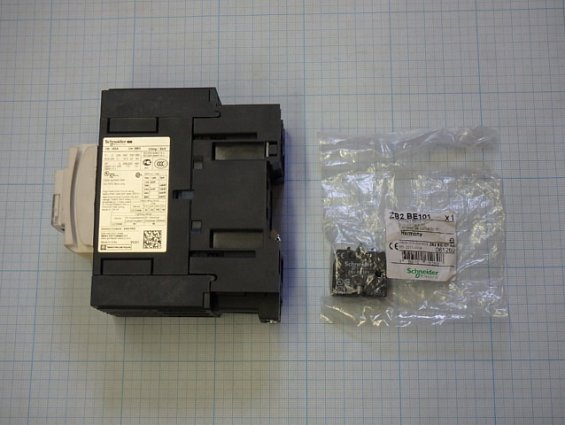 Контактор Schneider Electric LC1D40AB7 940832 + КОНТАКТ ZB2-BE101