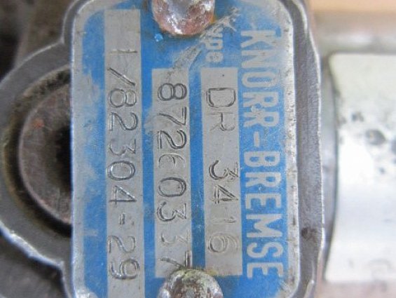 Регулятор давления воздуха dr3416 knorr-bremse бывший в употреблении