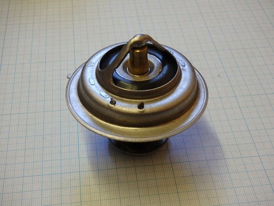 Термостат WV75m-82a +82C оригинальный номер mitsubishi me014340