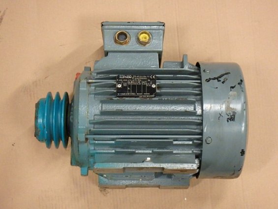 Электродвигатель 3~ AF1S112M TC IP W55 220/380V 50Hz 1430об/мин 4kW с шкивом ALSTHOM