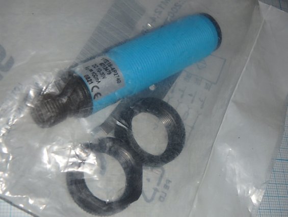 Фотоэлектрический датчик sick 6013479 vte18-4p2740 в цилиндрическом корпусе made in Italy