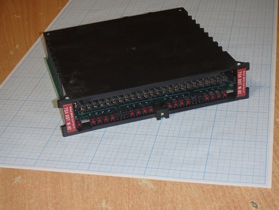 Модуль telemecanique tsx-dst-1682 tsxdst1682 без оригинальной упаковки