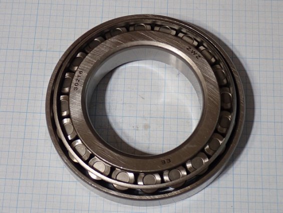 Подшипник ZWZ 30216