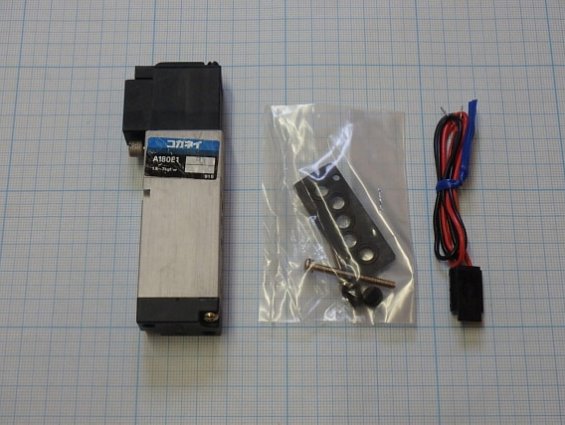 Электропневмораспределитель А180Е1 1,5~7kgf/cm2 DC24V пилотного типа с одним электромагнитом