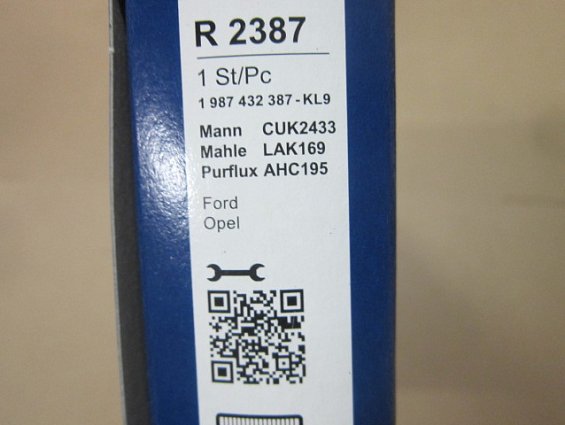 Фильтрующий элемент салонный угольный воздушного фильтра 1987432387 BOSCH Mann-CUK2433