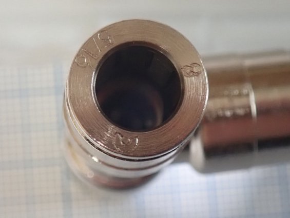 Тройник цанговый CAMOZZI 6540-8 Made in Italy