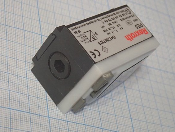 Датчик давления Rexroth PE5 R412007975 Pe 0...+6bar Ub 17...30VDC Imax 200mA 0...+50С IP54