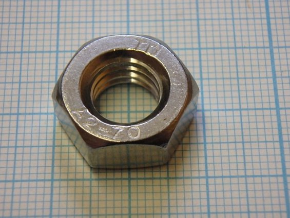 Гайка М10 A2-70 DIN934 ГОСТ5915-70 ГОСТ5927-70 ISO4032 из нержавеющей стали