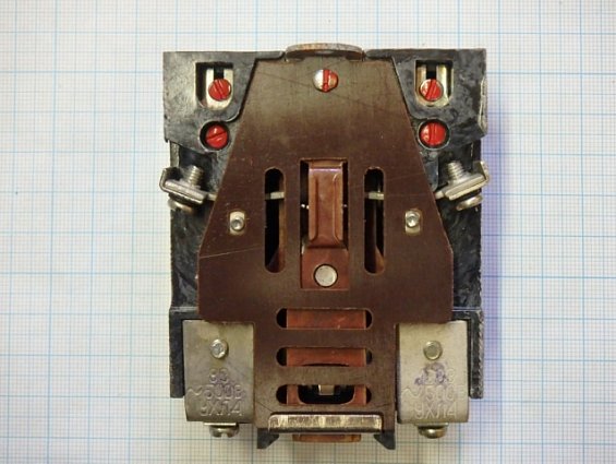 Реле электротепловое токовое ТРН-10А УХЛ4 перем. 500V 0,63A 1988г.в.