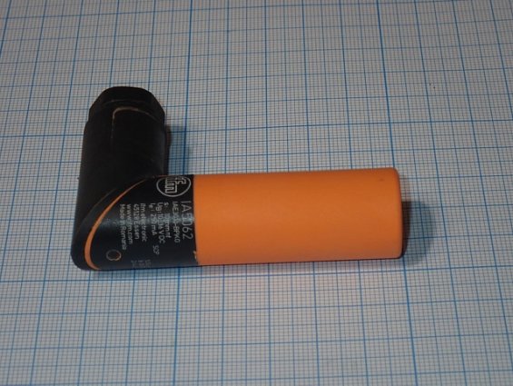 Датчик индуктивный ifm IA5062 IAE3010-BPKG 10...36V DC 250mA 10mm IP65 БЫВШИЙ В УПОТРЕБЛЕНИИ ТЕХНИЧЕ