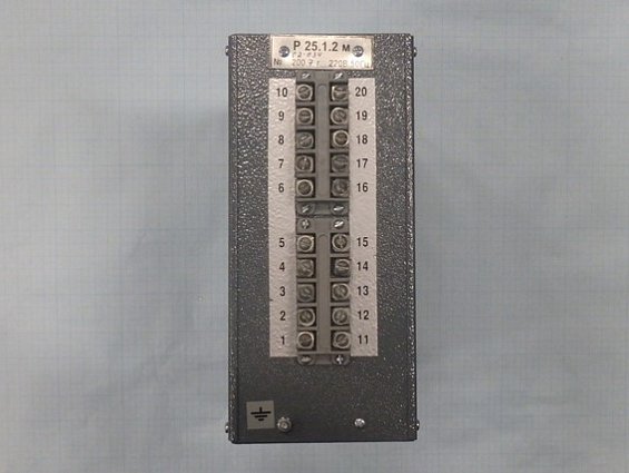 Регулятор Р25.1.2м 02-034 220В 50Гц 2007г.