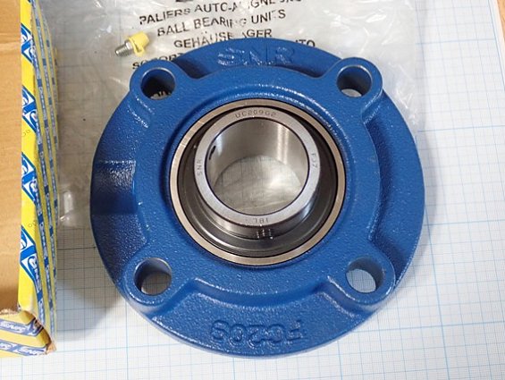 Подшипник SNR UCFC.209