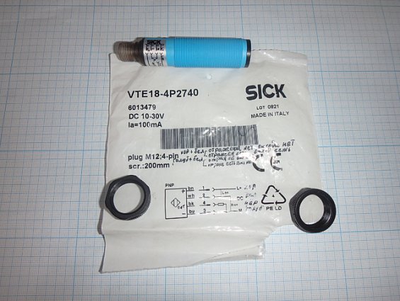 Фотоэлектрический датчик sick 6013479 vte18-4p2740 в цилиндрическом корпусе made in Italy