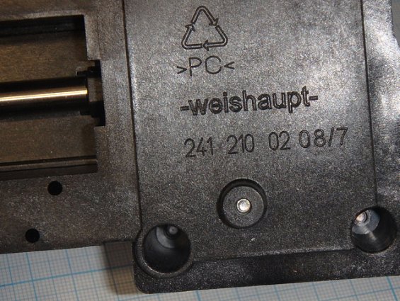 Регулятор воздуха 24121002072 Weishaupt горелки газовой W20C Luftregler mit Schrittmotor