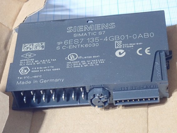 Модуль SIEMENS 6ES7 135-4GB01-0AB0