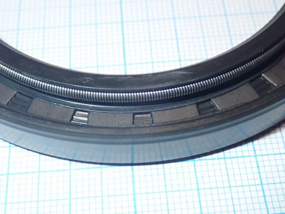 Манжет армированный сальник YJM TC-70х95х10 70-95-10 NBR70