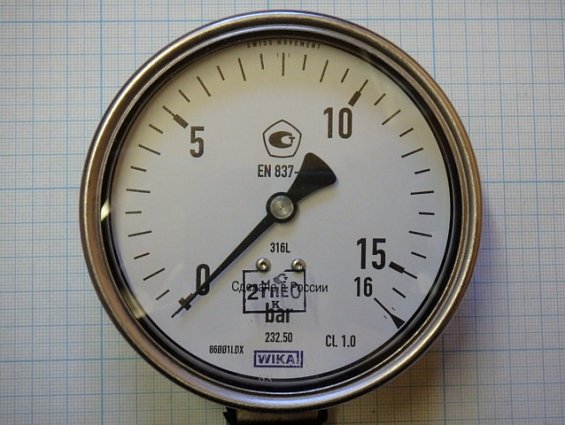 Манометр wika 232.50.100 0...16bar 36498009 резьба G1/2B радиальное класс точности 1.0