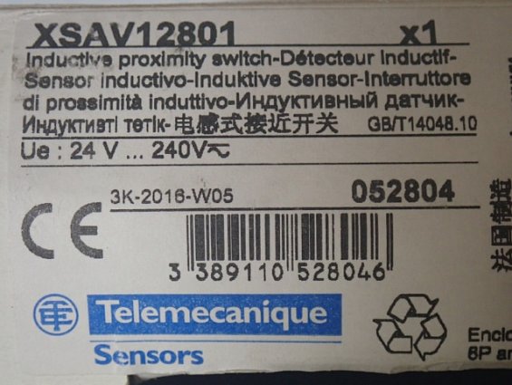 Индуктивный датчик Telemecanique XSAV12801 052804