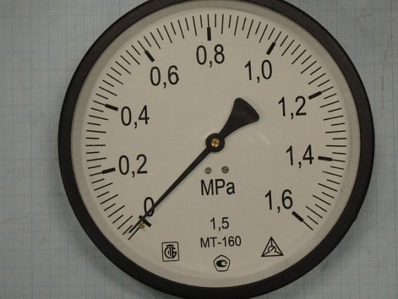 Манометр МТ-160 0-1.6MPa класс точности 1.5 диаметр Ф160мм штуцер М20х1.5