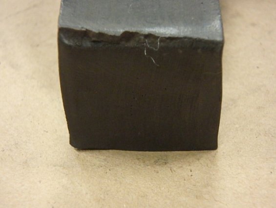 Шнур резиновый квадратного сечения 29х29мм из смеси 6429 средней твердости