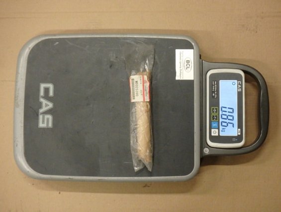 Шкворень передней подвески МВ025390