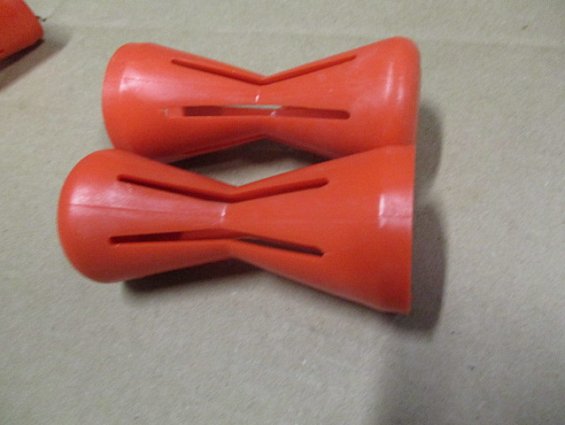 Защита пластиковая для арматуры диаметра 14-28мм защитный колпачок оранжевого цвета