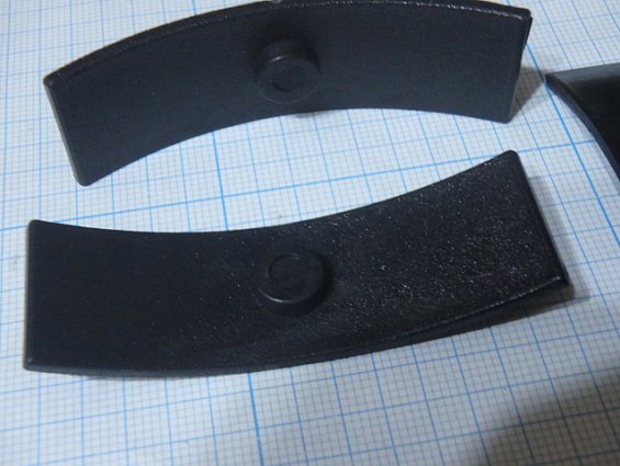 Направляющая поршня пневмопривода pom клипса защелка-сектор 63х20.4х2.3mm black PremiAir-025da