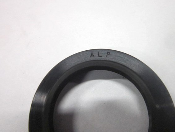Грязесъемник пыльник двойной alp a208-025/2 25.46х34.72х5.15х6.73 nbr double wiper для штоков