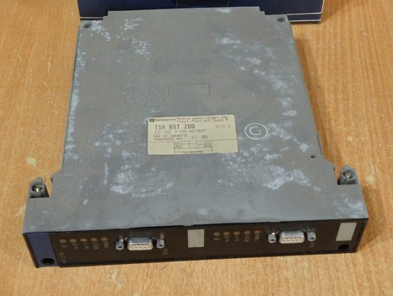 Модуль позиционирования telemecanique tsx-axt-200 tsxaxt200 module posit./Comp.rap. Posit./Fast