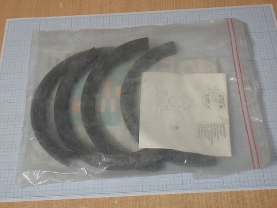 Уплотнение корпуса SKF TSN230G Seals for SNH and SNL530 For shaft diam.165(6 1/2") комплект