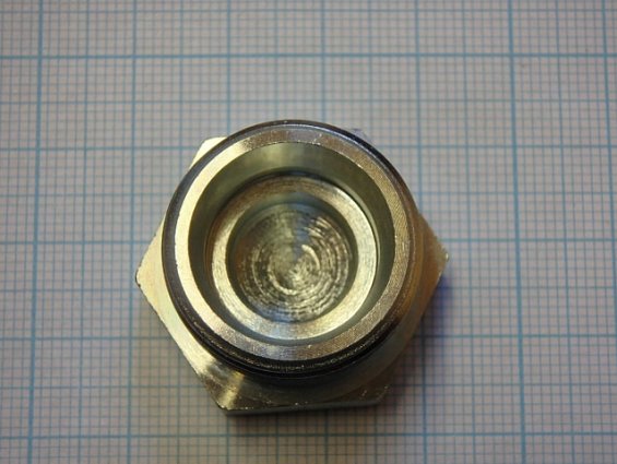 Фитинг AXVHSNW13 глухой штуцер Франция