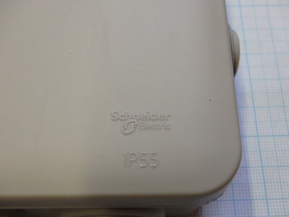 Коробка распределительная IMT 350921 IP55 Schneider Electric с гермовводами открытой установки 85х85