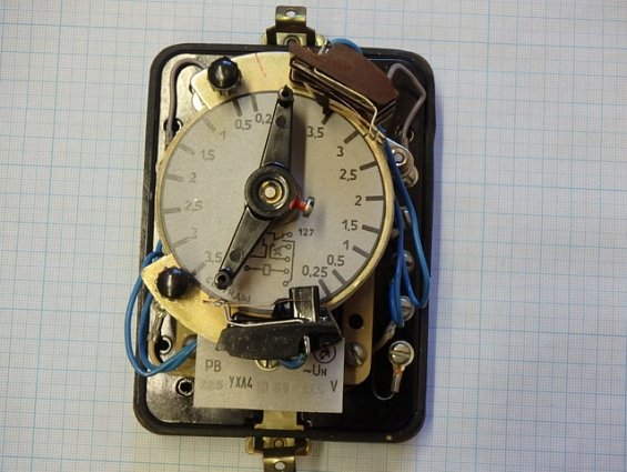 Реле времени РВ225УХЛ4 1029 220V 50гц 0.25-3.5сек с часовым механизмом