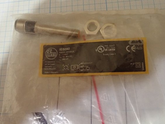 Датчик индуктивный ifm IE5090 IEB3001-BPOG/US-100-DPS