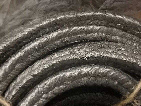 Набивка сальниковая АГИ 14х14мм. плетеная проклееная графитом ингибированная ГОСТ 5152-84