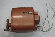 Исполнительный механизм тип ДР-1M вольт-220 ватт-60 частота-50Гц настройка-30секунд 0.5оборота