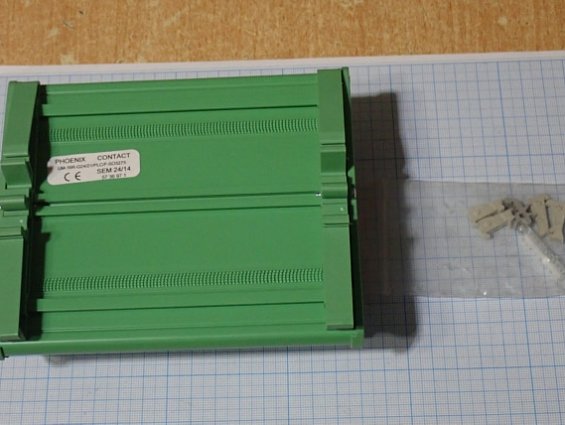 Интерфейс PHOENIX CONTACT UM-16R-G24/21/PLC/F-SO3275 5736971 16-релейных выходов