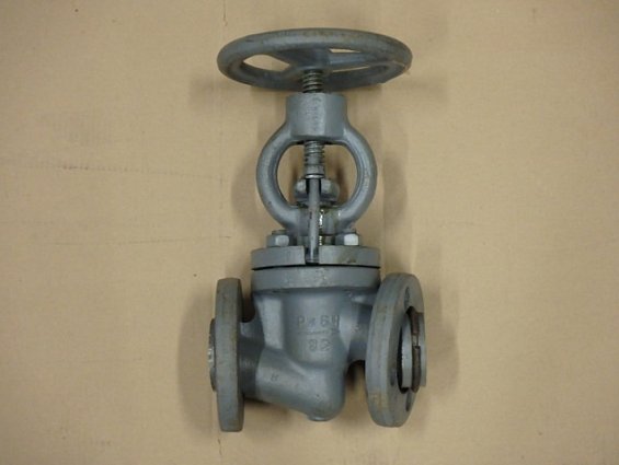 Клапан вентиль запорный 15с52нж9 15с27нж1М Ду32 Ру63 Ру64 стальной фланцевый с ручным приводом