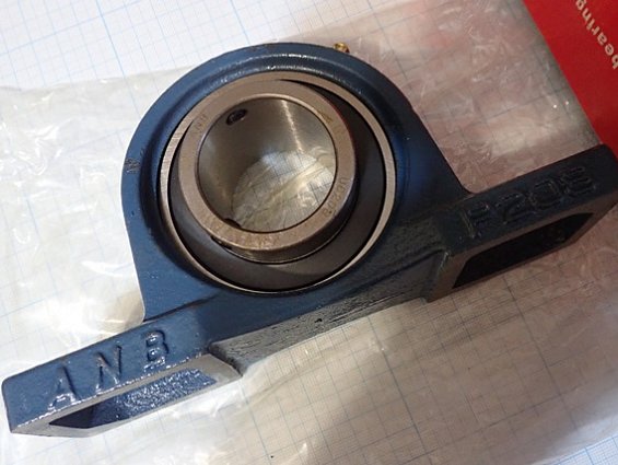 Подшипниковый узел UCP208 ANB