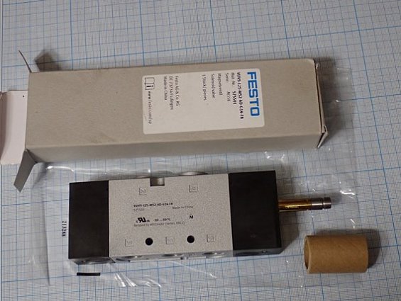 Распределитель FESTO VUVS-L25-M52-AD-G14-F8 575501 M358 -10C...+60C